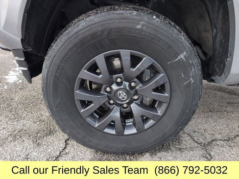 Certified 2023 Toyota Tacoma SR5 image 27