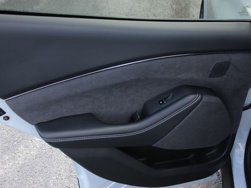 Used 2023 Ford Mustang Mach-E GT w/ GT Performance Edition image 15