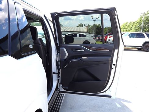 Used 2021 Cadillac Escalade ESV Sport Platinum AWD/4WD image 52