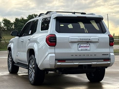 New 2026 Toyota 4Runner Limited AWD/4WD image 7