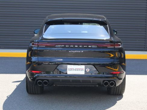 New 2026 Porsche Cayenne S image 7