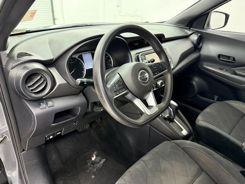 Used 2019 Nissan Kicks S w/ Interior Electronics Package image 8