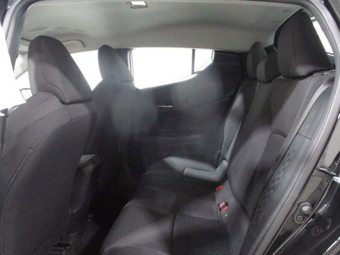 Used 2020 Toyota C-HR image 8