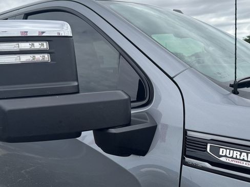 Used 2021 GMC Sierra 1500 AT4 w/ AT4 Premium Package AWD/4WD image 9