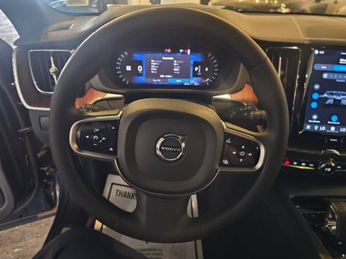 Certified 2023 Volvo XC60 B5 Plus w/ Climate Package AWD/4WD image 20