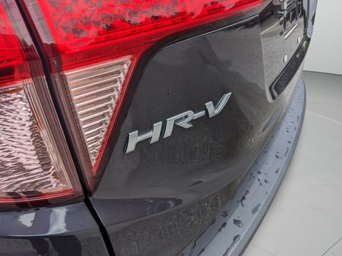 Used 2018 Honda HR-V EX-L image 39