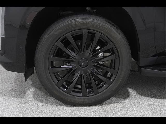 Certified 2022 Cadillac Escalade Premium Luxury AWD/4WD image 27
