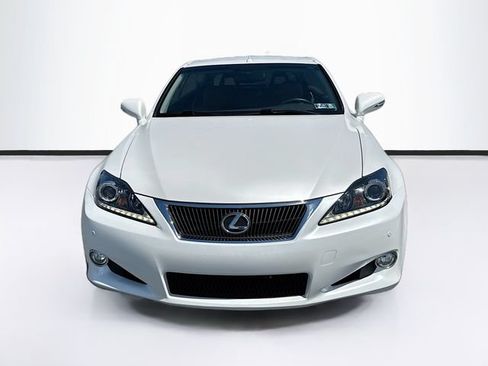 Used 2011 Lexus IS 250C w/ Luxury Pkg RWD image 3