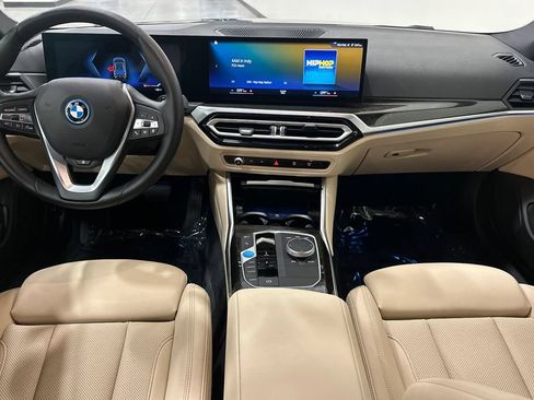 Used 2023 BMW i4 eDrive35 w/ Premium Package RWD image 15