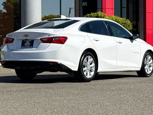 Used 2023 Chevrolet Malibu LT FWD image 5