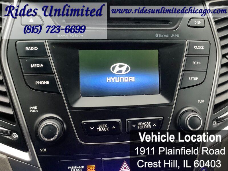 Used 2014 Hyundai Santa Fe GLS FWD image 18