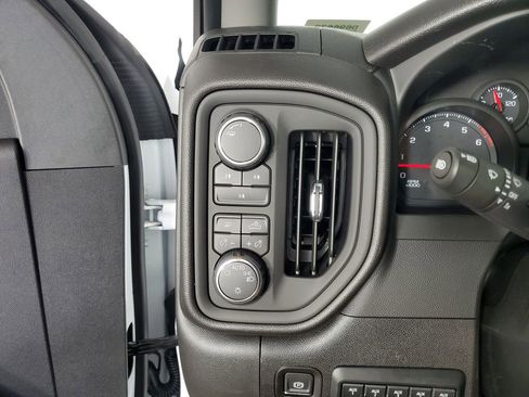 New 2026 Chevrolet Silverado 2500 W/T w/ WT Convenience Package AWD/4WD image 31