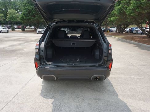 Used 2025 Subaru Forester Limited AWD/4WD image 16