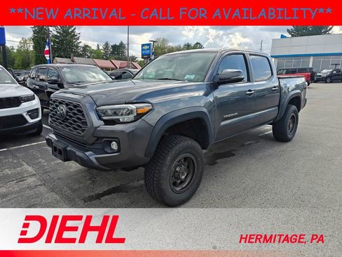 Used 2021 Toyota Tacoma TRD Off-Road w/ Technology Package AWD/4WD image 1
