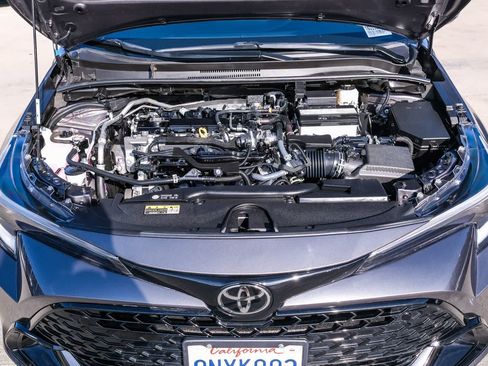 Certified 2025 Toyota Corolla SE w/ SE Package FWD image 26