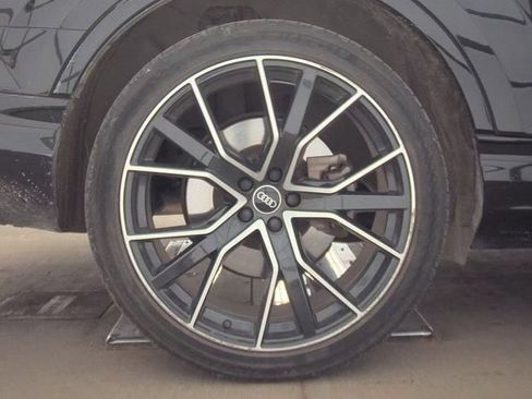 Used 2021 Audi Q7 3.0T Prestige image 21