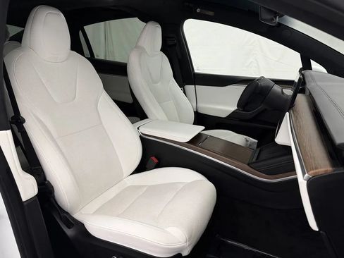 Used 2022 Tesla Model X AWD/4WD image 41