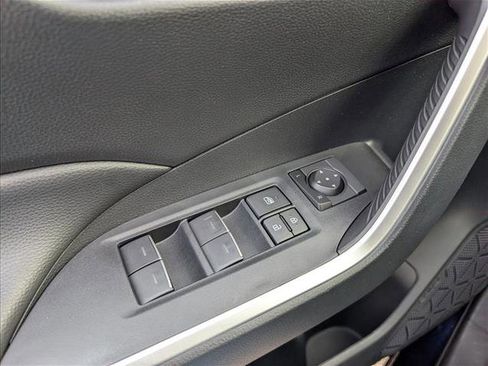 Used 2025 Toyota RAV4 XLE image 25