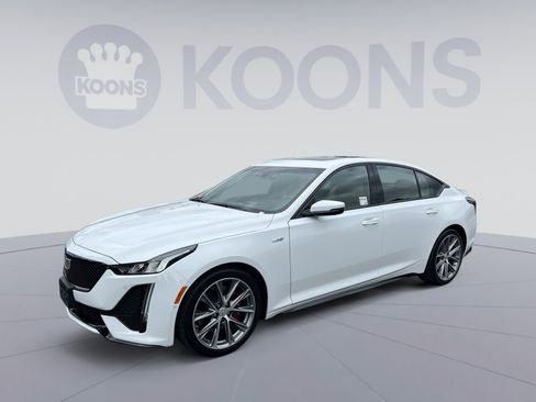 Used 2023 Cadillac CT5 V w/ Platinum Package RWD image 1
