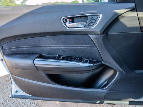 Used 2018 Acura TLX V6 w/ Technology & A-SPEC Pkg FWD image 25
