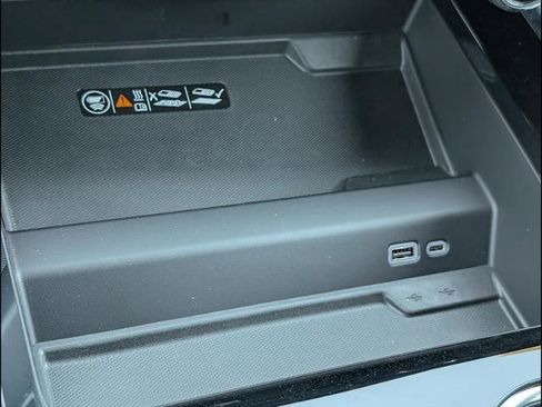 New 2026 Chevrolet Tahoe High Country w/ Sun And Tow Package AWD/4WD image 16