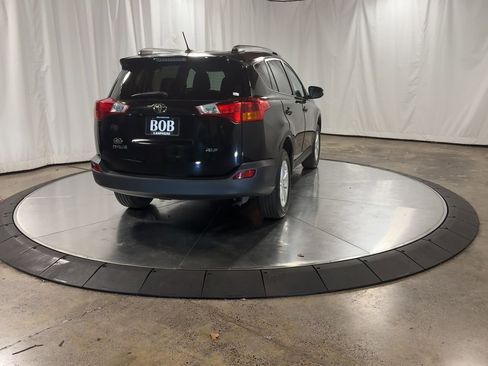 Used 2014 Toyota RAV4 XLE image 9