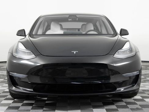 Used 2021 Tesla Model 3 Performance image 12