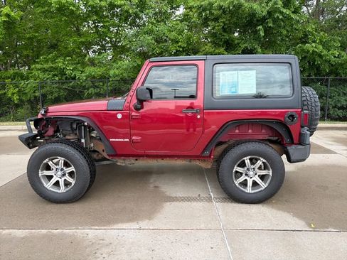 Used 2011 Jeep Wrangler Sport image 2
