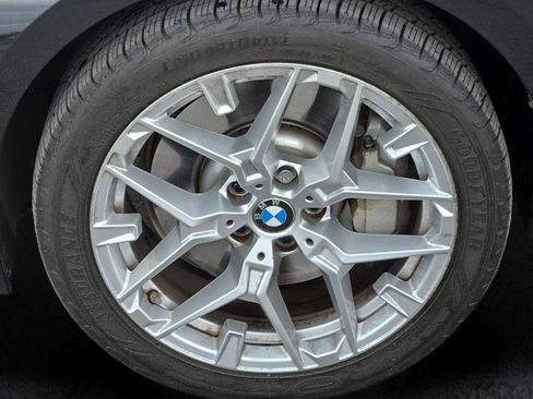 Used 2025 BMW 330i Sedan RWD image 9