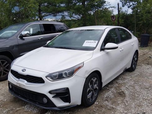 Used 2019 Kia Forte LXS FWD image 1