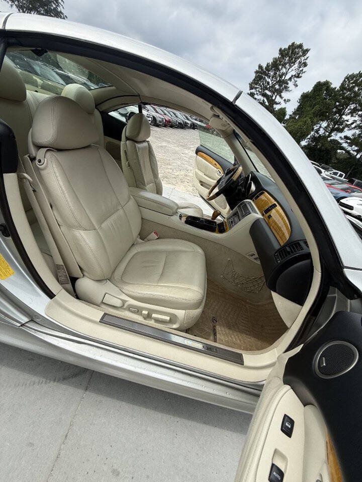 Used 2004 Lexus SC 430 Convertible RWD image 15