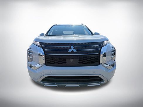 New 2025 Mitsubishi Outlander SEL image 8