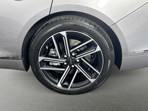 New 2026 Genesis G80 2.5T Advanced image 33