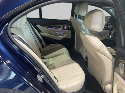 Used 2017 Mercedes-Benz E 300 4MATIC image 19