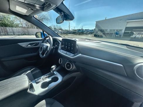 Certified 2025 Chevrolet Blazer LT image 28