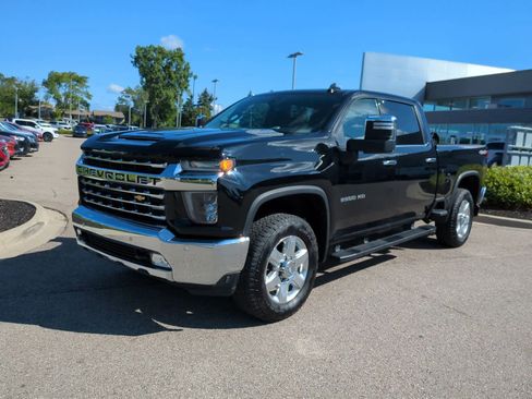 Used 2020 Chevrolet Silverado 2500 LTZ w/ LTZ Premium Package image 4