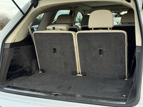 Used 2018 Audi Q7 3.0T Prestige w/ Prestige Package image 31