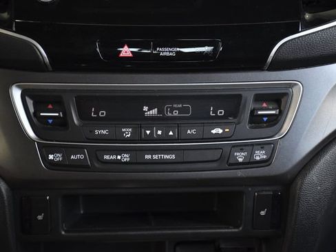 Used 2023 Honda Passport EX-L image 16