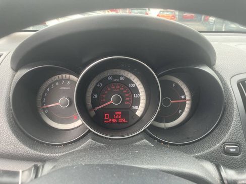 Used 2011 Kia Forte Koup EX FWD image 5
