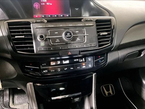 Used 2017 Honda Accord Sport Special Edition image 22