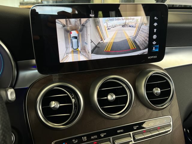 Used 2021 Mercedes-Benz GLC 300 4MATIC image 28
