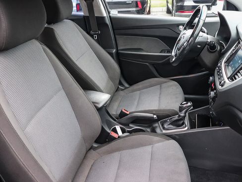 Used 2018 Hyundai Accent Limited image 17