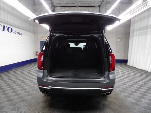 Used 2026 GMC Yukon Denali w/ Denali Reserve Package AWD/4WD image 46