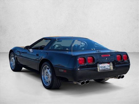 Used 1995 Chevrolet Corvette Coupe image 7