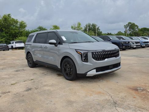 New 2027 Kia Carnival LX FWD image 2