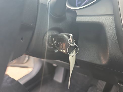 Used 2022 Toyota Camry LE w/ Carpet Mat Package (TMS) image 30