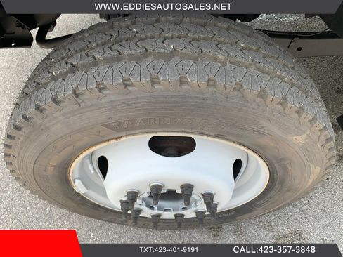 Used 2014 Ford F550 4x4 Regular Cab Super Duty image 48