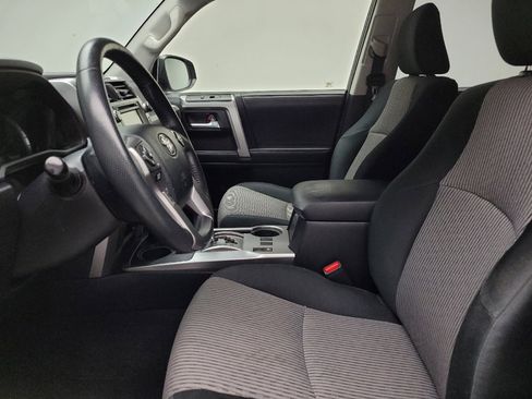 Used 2018 Toyota 4Runner SR5 image 17