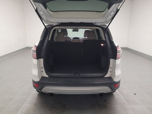 Used 2017 Ford Escape SE FWD image 29
