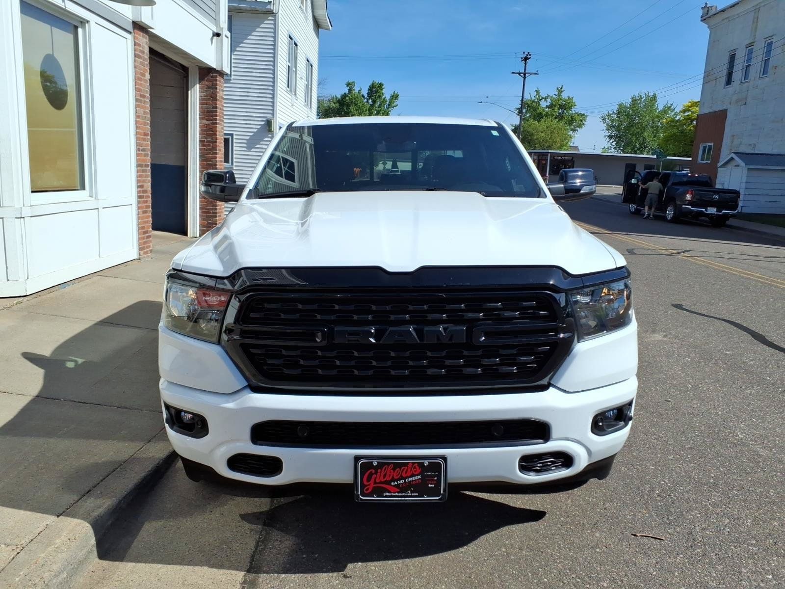 Used 2024 RAM 1500 Big Horn AWD/4WD image 3